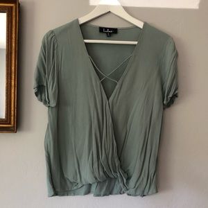 Lulu’s Wrap Top